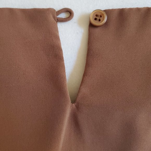 NWT Notations Caramel Brown Sleeveless Blouse Size Large - Picture 5 of 7